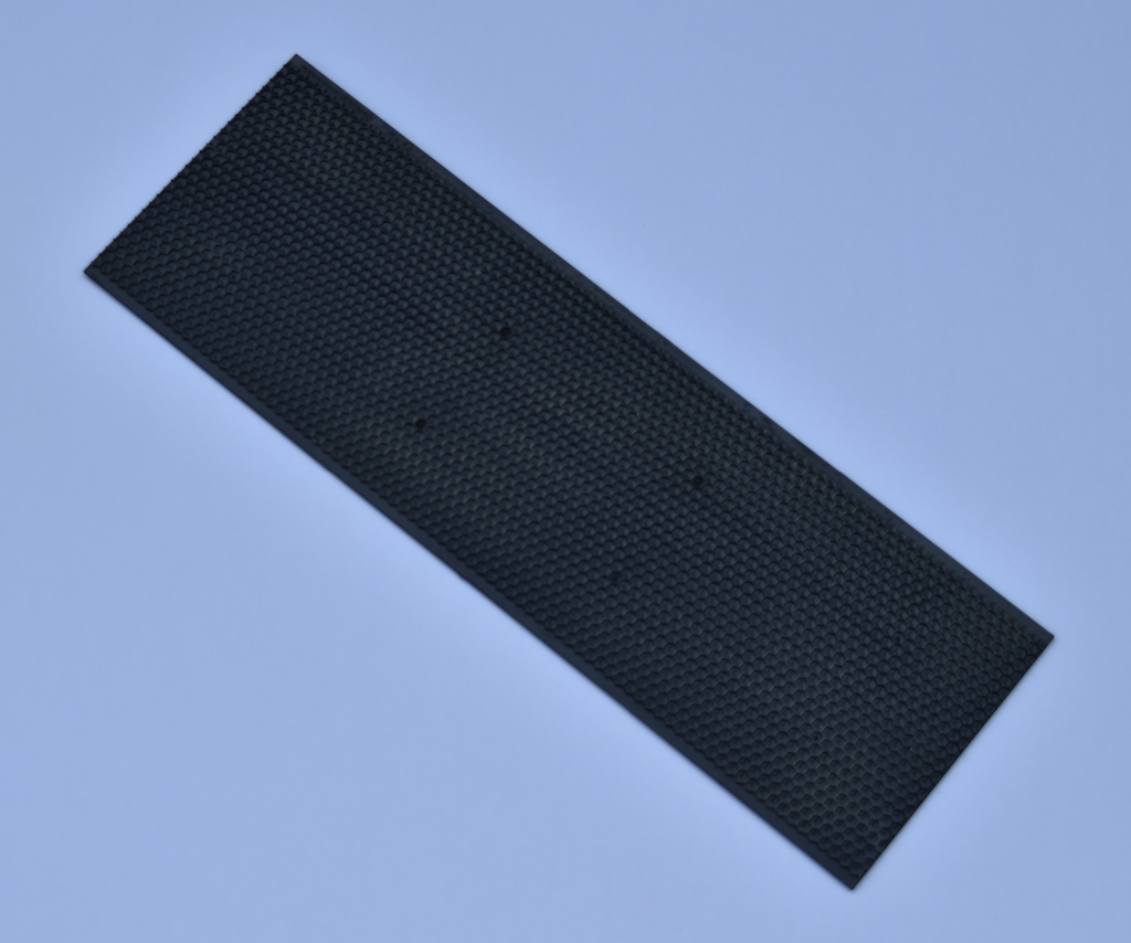 MEDIUM BLACK PLASTIC FOUNDATION WAXED