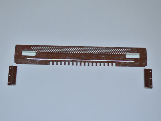 [A1064] GALVANIZED METAL SLIDING MOUSE GUARD HIVE ENTRY