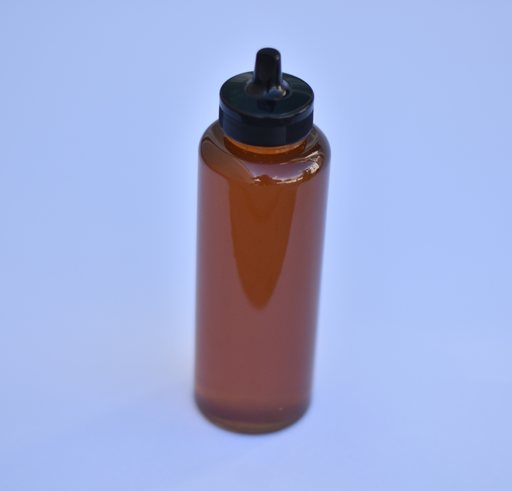 [A0326] 18 OZ (1.1LB) OF WILD-FLOWER RAW HONEY IN A SQUEEZE PLASTIC BOTTLE